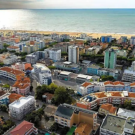 Otel Comfortable Nestled In A Landscape Bibione